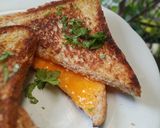 Foto langkah ke 3 dari resep (DIET) ROTI GANDUM BAKAR SELAI KACANG DAN SAUS KEJU - SARAPAN.