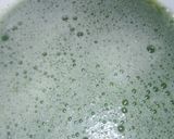 A picture of step 1 of Lattus and cucumber wit ginger juice.