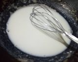 A picture of step 2 of Thick white cheese sauce.