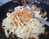 A picture of step 3 of Italian style pasta.