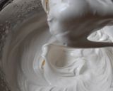 Foto langkah ke 2 dari resep Bolu Kukus Pop Ice Lumer.