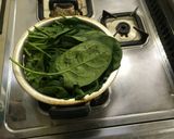 A picture of step 3 of Boiled Spinach.
