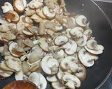 Foto del paso 2 de la receta Puré de patatas con jamón y champiñones