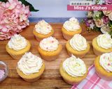 A picture of step 15 of Lemon Cupcakes + Lemon Buttercream Frosting = The Perfect Cupcake.