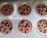 A picture of step 4 of Chocolate Chips Cupcakes.