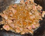 Gambar langkah 2 resipi Nasi Goreng Daging.