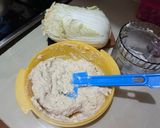 Foto langkah ke 2 dari resep Sawi gulung isi Ayam Tahu.