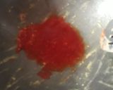 A picture of step 1 of Red sauce pasta.