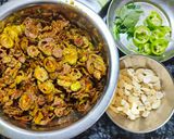 A picture of step 4 of Kaju Karela.
