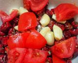A picture of step 4 of Lal mircho ki chutney.