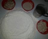 Foto del paso 2 de la receta: Pan casero con chicharrón