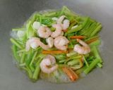 蝦仁炒芹菜的食譜步驟5照片