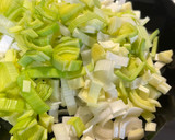 Foto del paso 1 de la receta: Guiso de puerros