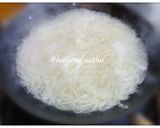 Hình bước làm 2 của món Phở Gà Xa Xứ #cleaneating