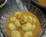 Foto langkah ke 5 dari resep Telur Kuah Kuning.