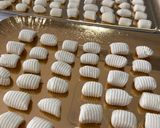 Foto del passaggio 4 della ricetta Gnocchetti sardi con salame ai ferri e panna
