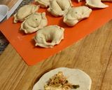 Foto del paso 5 de la receta: Pierogi, perogi, perogy, piroghi, o pyrohy