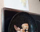 Foto del paso 2 de la receta: Pollo con pimiento y cebolla