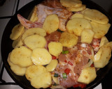 Foto del paso 3 de la receta: • Pollo con papas 🥔🍗 •