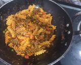 A picture of step 2 of Vegetable pasta.