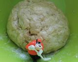Foto del paso 2 de la receta: Coca de... lo primero que pillo!!!