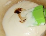 A picture of step 2 of Watermelon jam ice cream.