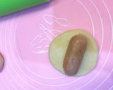 Hình bước làm 5 của món Bánh mì xúc xích mặn ngọt