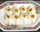 A picture of step 2 of Egg Pizza Stick.