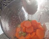A picture of step 3 of Carrot and celery detox juice #one recipe one tree.
