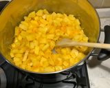 Foto del passaggio 2 della ricetta Pasta patate e provola