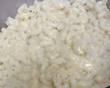صورة لخطوة 3 من وصفة ماك أند تشيز - Mac and Cheese