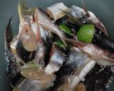 Foto langkah ke 1 dari resep Asam Padeh Ikan Patin Sungai.