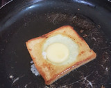 Foto del paso 4 de la receta: Huevo atrapado