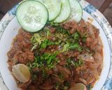 A picture of step 5 of Pyaz qeema.