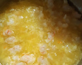Foto del paso 3 de la receta: Conchas de vieiras rellenas de gambas, cangrejo y huevos