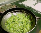 Foto del paso 1 de la receta Hojaldre de puerros y langostinos