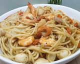 Foto langkah ke 3 dari resep Spaghetti Aglio Olio.
