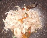 Foto langkah ke 5 dari resep Tumis Jamur.