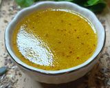Une image de l'étape 2 de 🌿 Vinaigrette à l'orange et moutarde à l'ancienne.