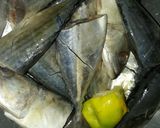 Foto langkah ke 1 dari resep Kembung Balado.