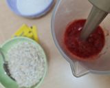 Foto del paso 2 de la receta: Galletas de frutilla🍓 solo 3 ingredientes🍓 bajas en calorías