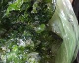 A picture of step 1 of Save mint leaves 2 and method.