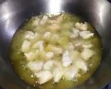 A picture of step 4 of Chicken menchurian.