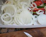 Foto del paso 3 de la receta: Chorizos con lo que tengo en casa