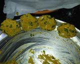 A picture of step 3 of Lilva Vada / Turichya danyache vade.