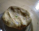 A picture of step 2 of Besan ki Roti / Paratha.