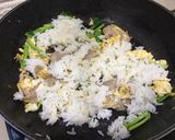 รูปขั้นตอนการทำที่ 6 ของ ข้าวผัดหมู