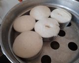 A picture of step 7 of Sandwich dhokla.