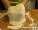 Hình bước làm 2 của món Cách làm Pizza