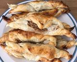 A picture of step 4 of Cinnamon walnut rolls.